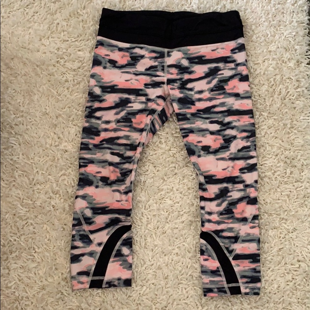 Lululemon workout pants